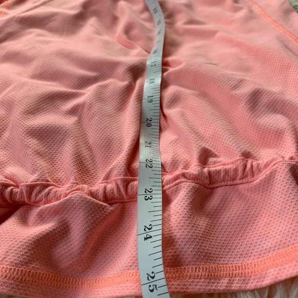 Lucy Athletic Long Sleeve & Cinched Waist Top- XS - Picture 4 of 9